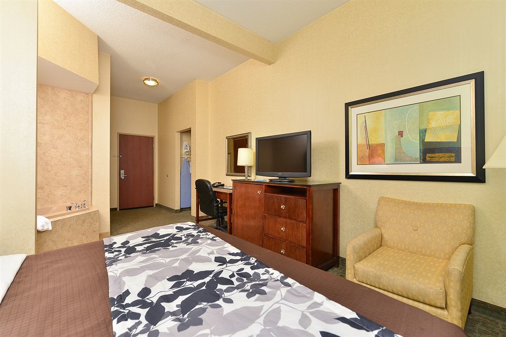 Sleep Inn & Suites near Joint Base Andrews-Washington Area Morningside Eksteriør bilde