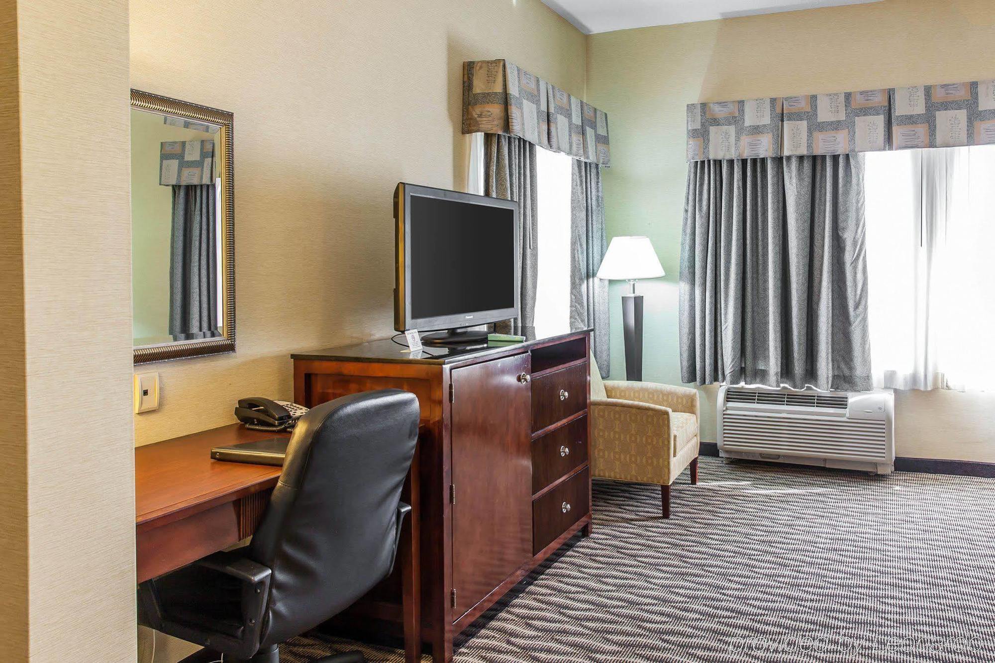 Sleep Inn & Suites near Joint Base Andrews-Washington Area Morningside Eksteriør bilde