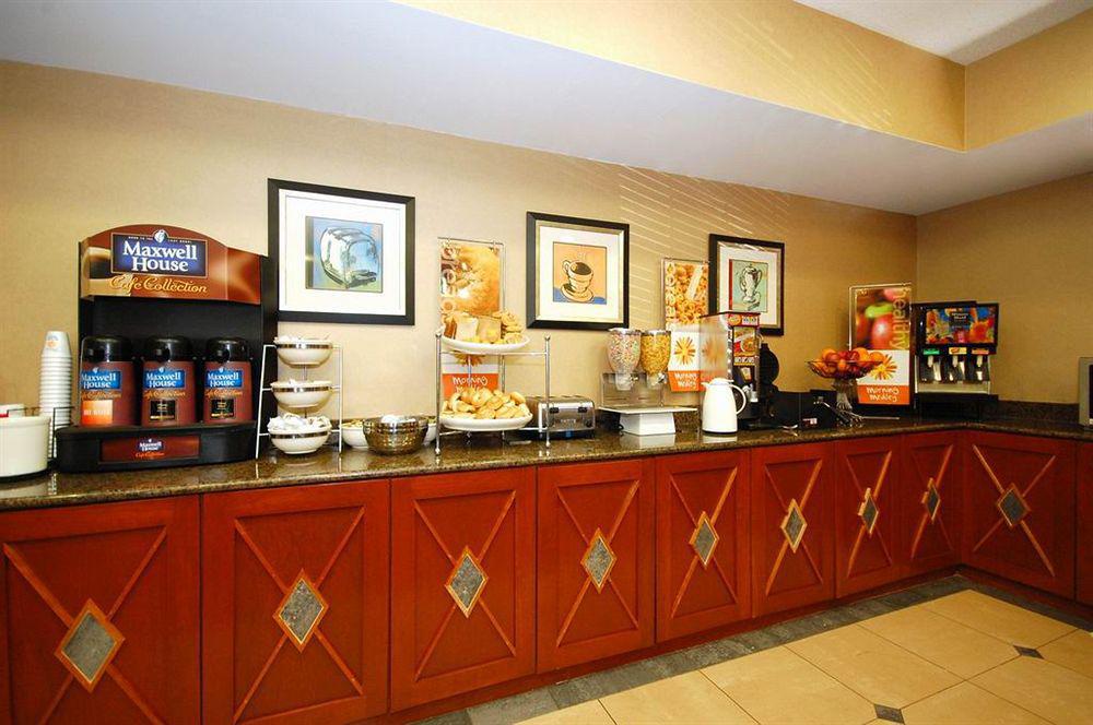 Sleep Inn & Suites near Joint Base Andrews-Washington Area Morningside Eksteriør bilde